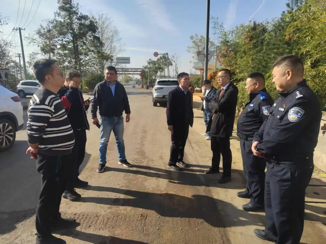 洛阳市打好普通国省道平交路口治理“攻坚战” 洛阳市打好普通国省道平交路口治理“攻坚战”